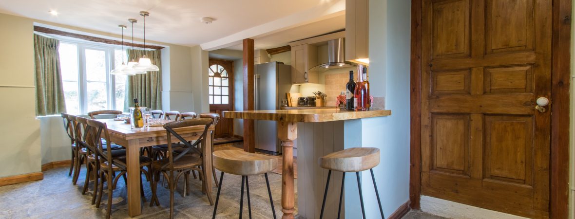 Featherstone Farm - kate & tom's Large Holiday Homes