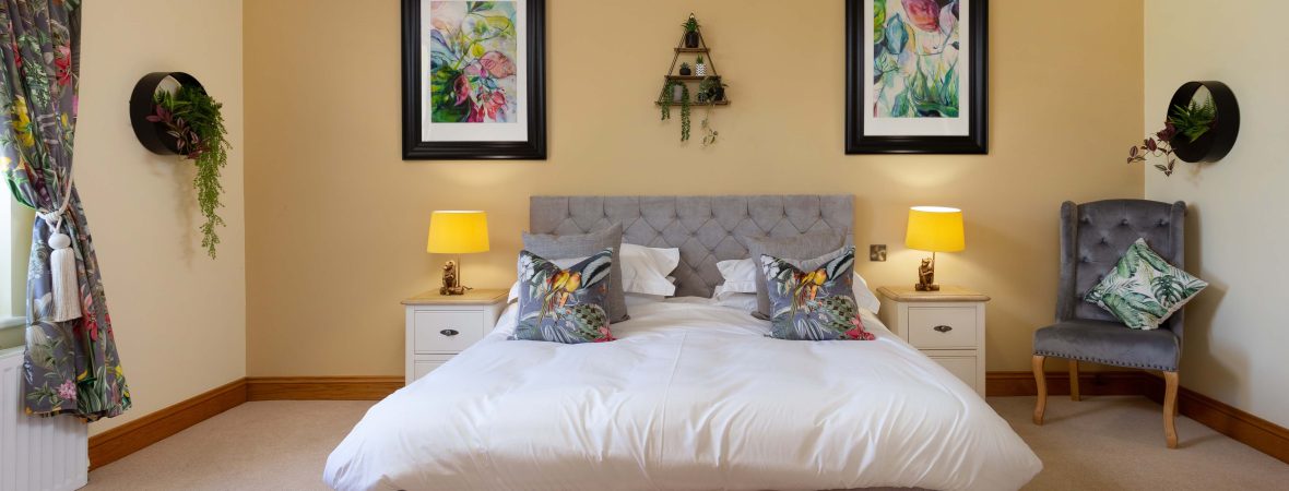 West End Farm - kate & tom's Large Holiday Homes