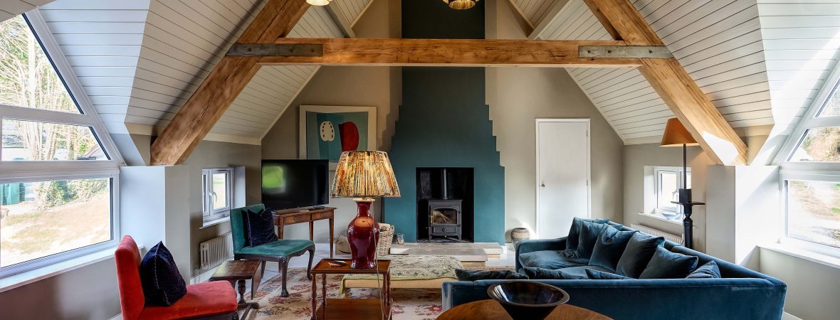 Beside the Lake - kate & tom's Large Holiday Homes
