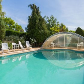 Coach House Cottages - kate & tom's Large Holiday Homes