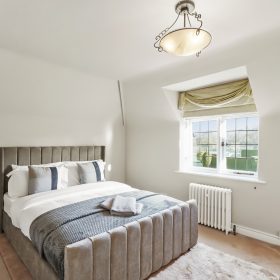Beam House - kate & tom's Large Holiday Homes